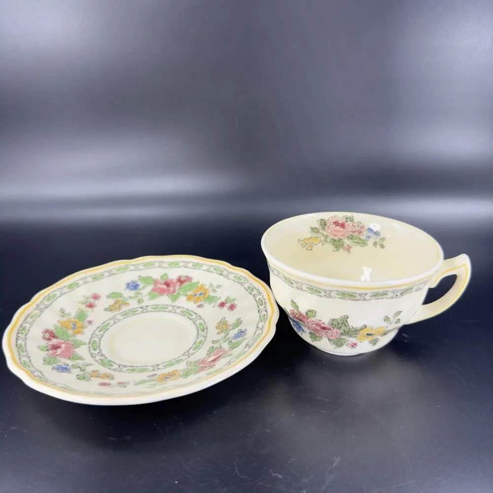 Antique Royal Doulton The Cavendish‎ Porcelain Teacup And Saucer Set England VTG